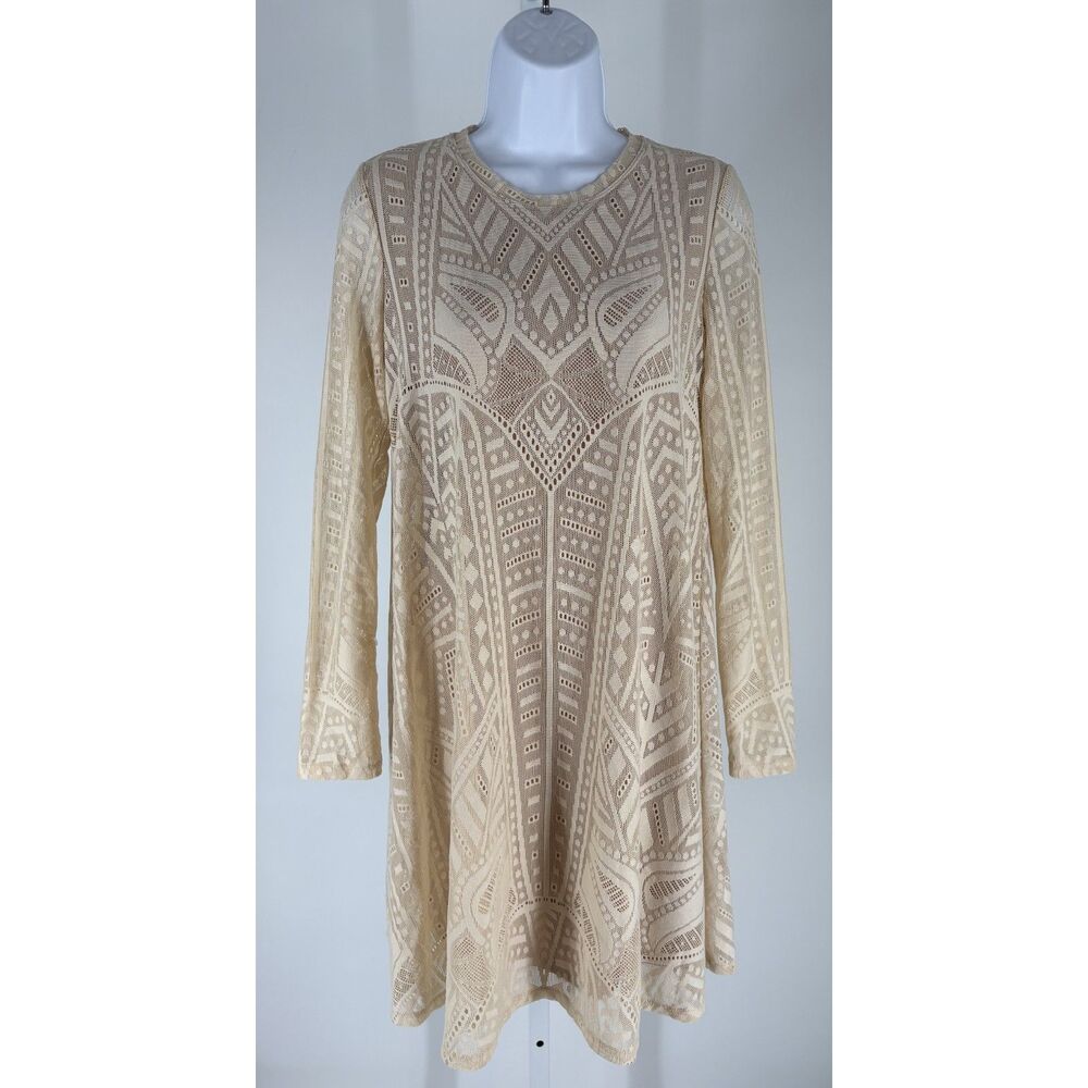 BCBGMAXAZRIA Natyly long-sleeve lace dress,